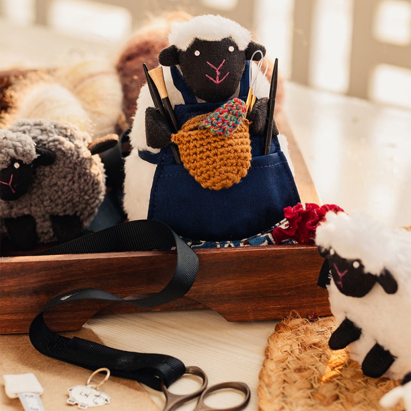 Jauge à tricoter mouton . Accessoire de tricot , Lantern Moon